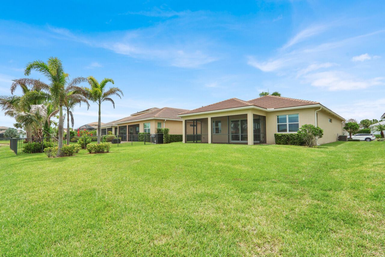 8741 SW Vico Way, Port Saint Lucie, FL 34987 Photo
