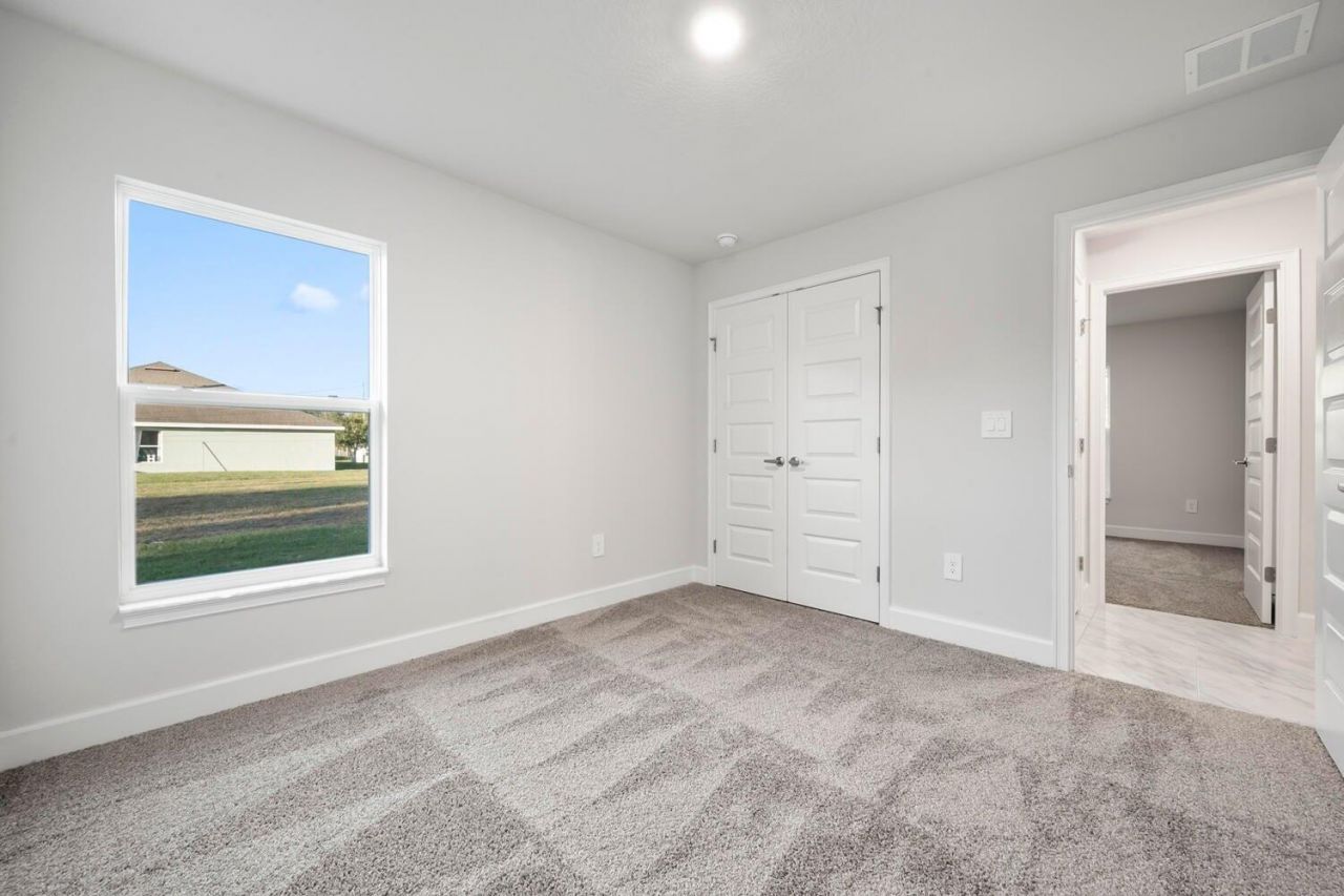 292 SW Ridgecrest Drive, Port Saint Lucie, FL 34953 Photo