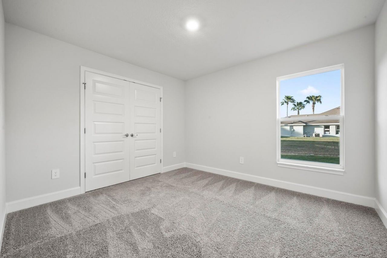 292 SW Ridgecrest Drive, Port Saint Lucie, FL 34953 Photo