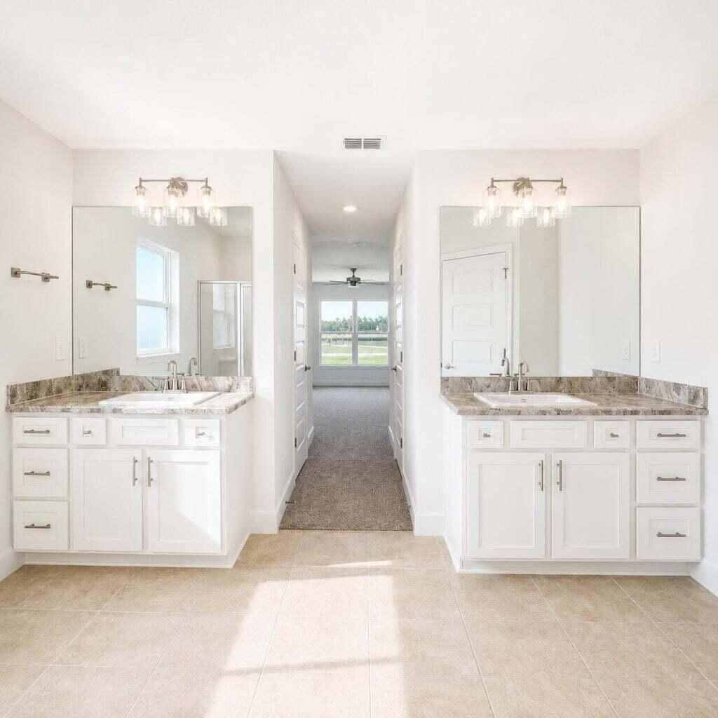 292 SW Ridgecrest Drive, Port Saint Lucie, FL 34953 Photo