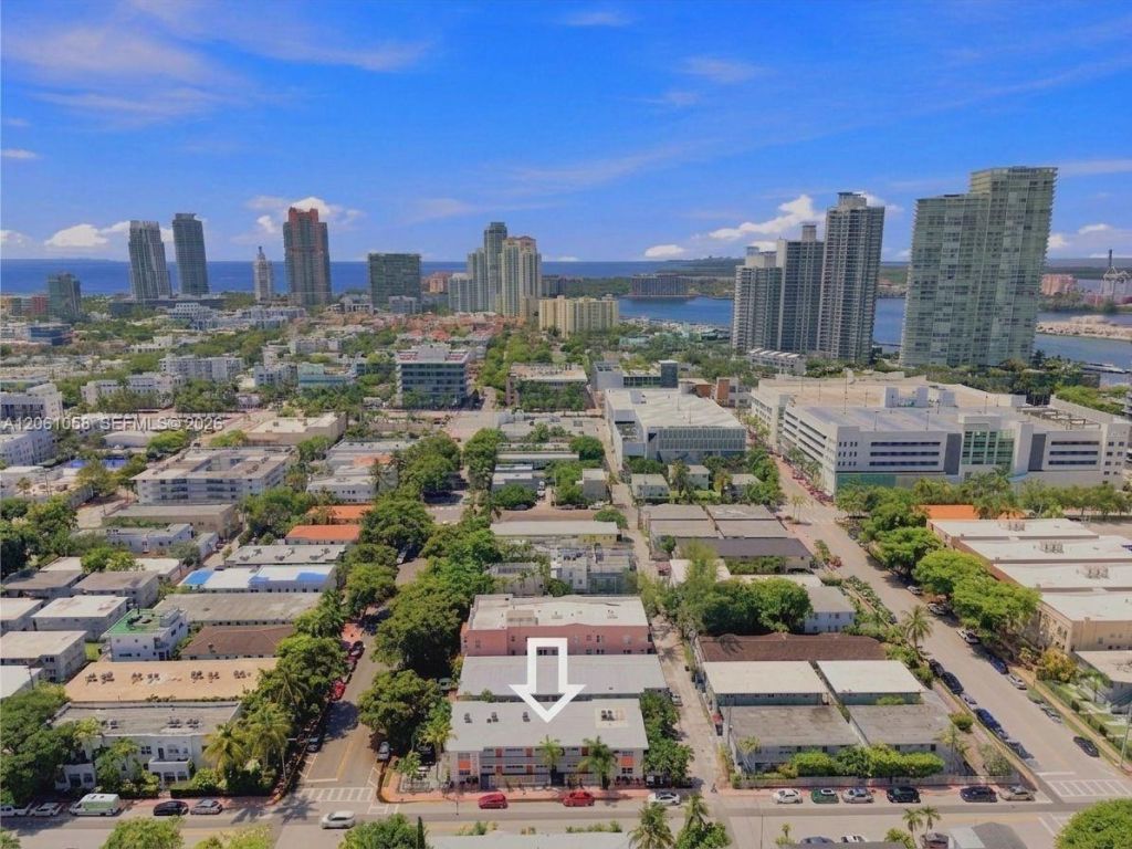 1000 7th St, Unit 4, Miami Beach, FL 33139 Photo