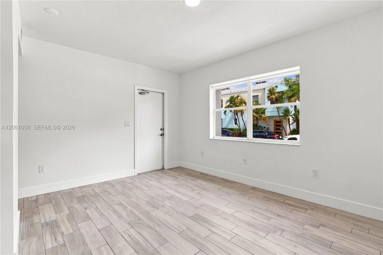 1000 7th St, Unit 4, Miami Beach, FL 33139 Photo