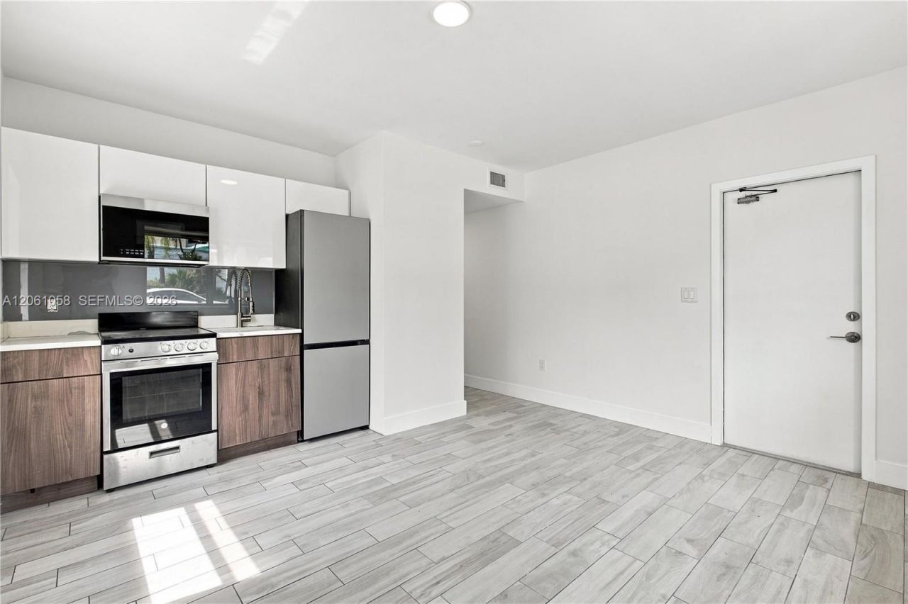 1000 7th St, Unit 4, Miami Beach, FL 33139 Photo