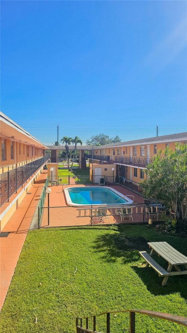 3800 SW 102nd Ave, Unit 221, Miami, FL 33165 Photo