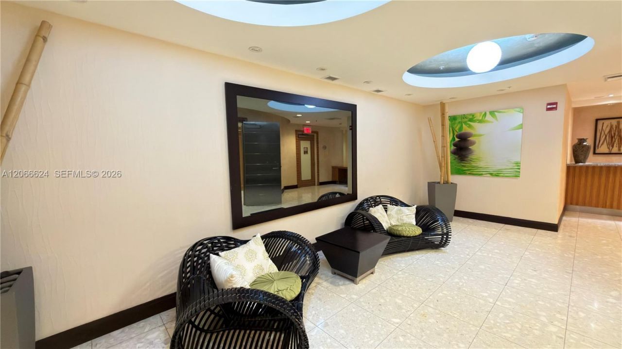 244 Biscayne Blvd, Unit 808, Miami, FL 33132 Photo
