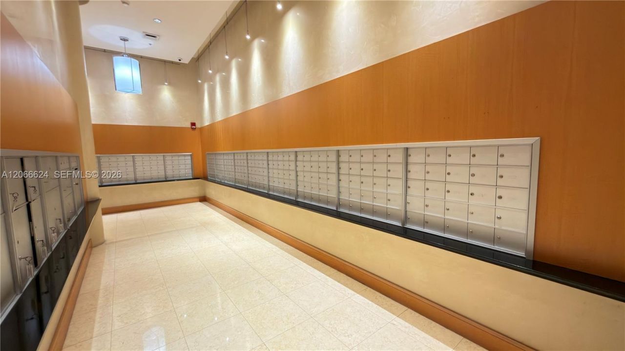 244 Biscayne Blvd, Unit 808, Miami, FL 33132 Photo
