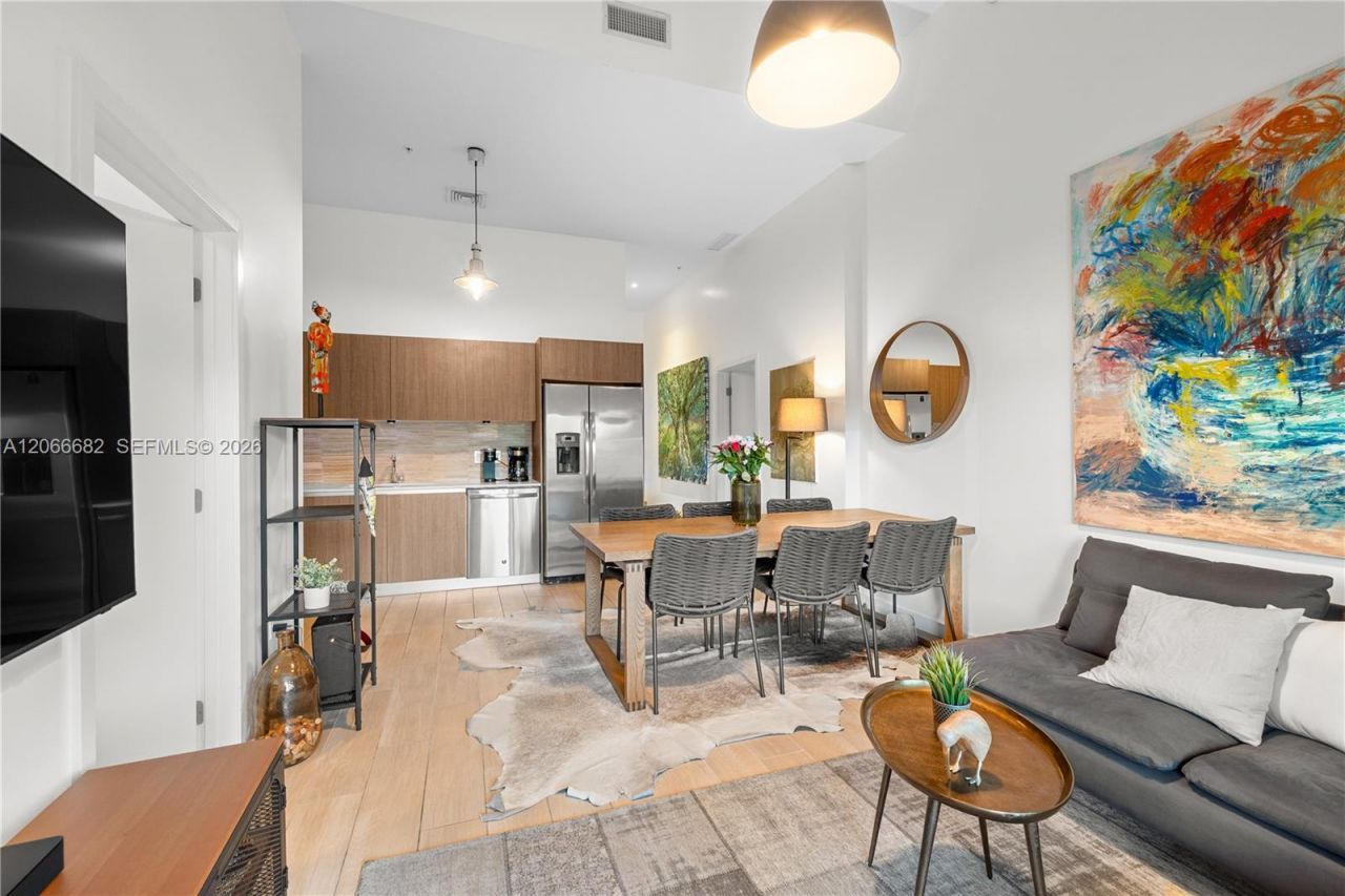 1600 SW 1st Ave , Unit 307, Miami, FL 33129 Photo