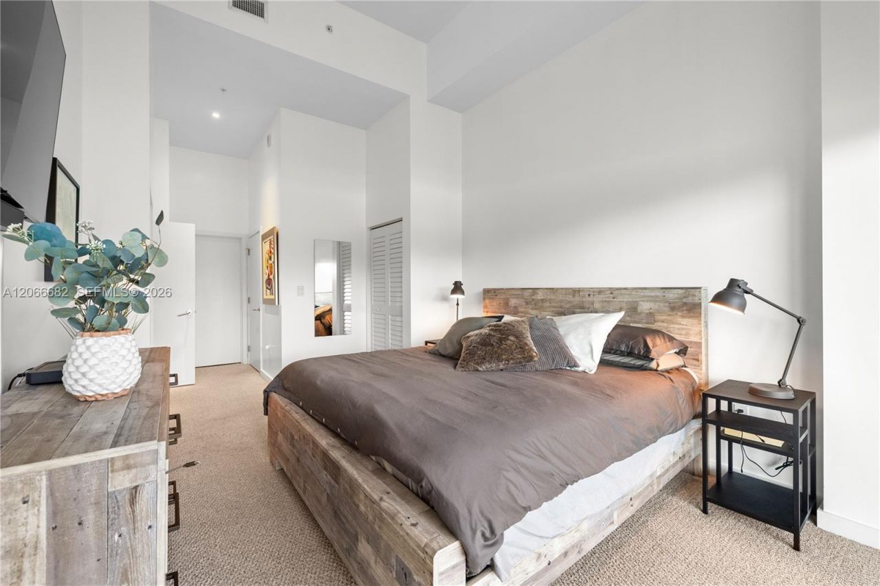 1600 SW 1st Ave , Unit 307, Miami, FL 33129 Photo