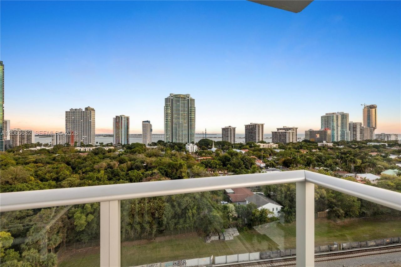 1600 SW 1st Ave , Unit 307, Miami, FL 33129 Photo