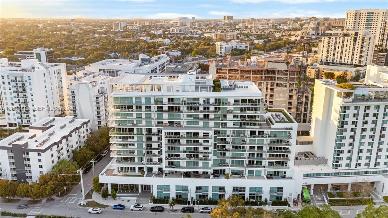 1600 SW 1st Ave , Unit 307, Miami, FL 33129 Photo