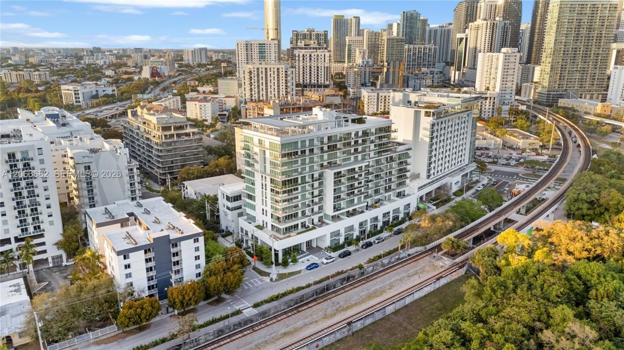 1600 SW 1st Ave , Unit 307, Miami, FL 33129 Photo
