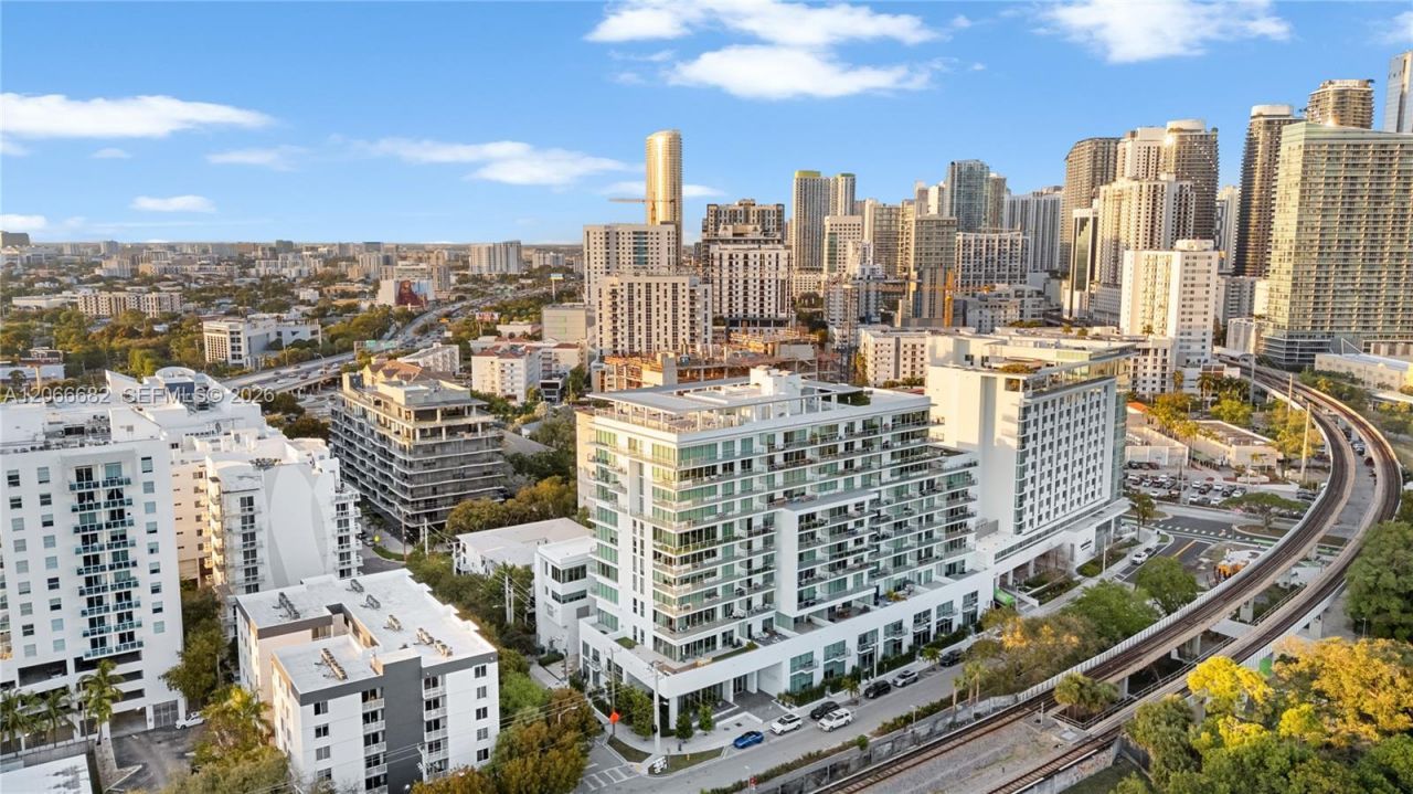 1600 SW 1st Ave , Unit 307, Miami, FL 33129 Photo