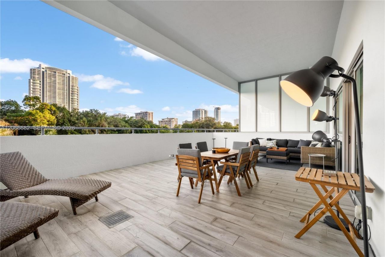 1600 SW 1st Ave , Unit 307, Miami, FL 33129 Photo