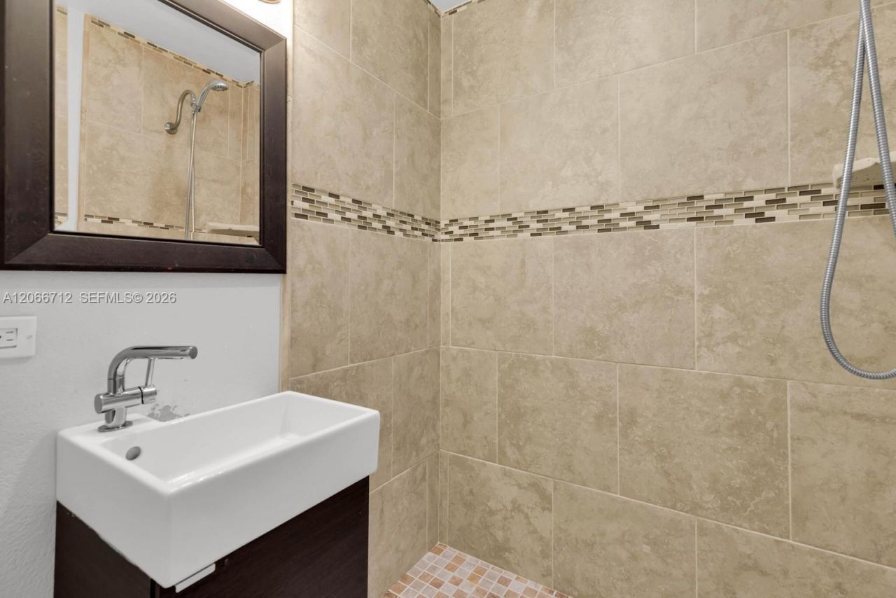 427 89th Street Ocean , Marathon, FL 33050 Photo