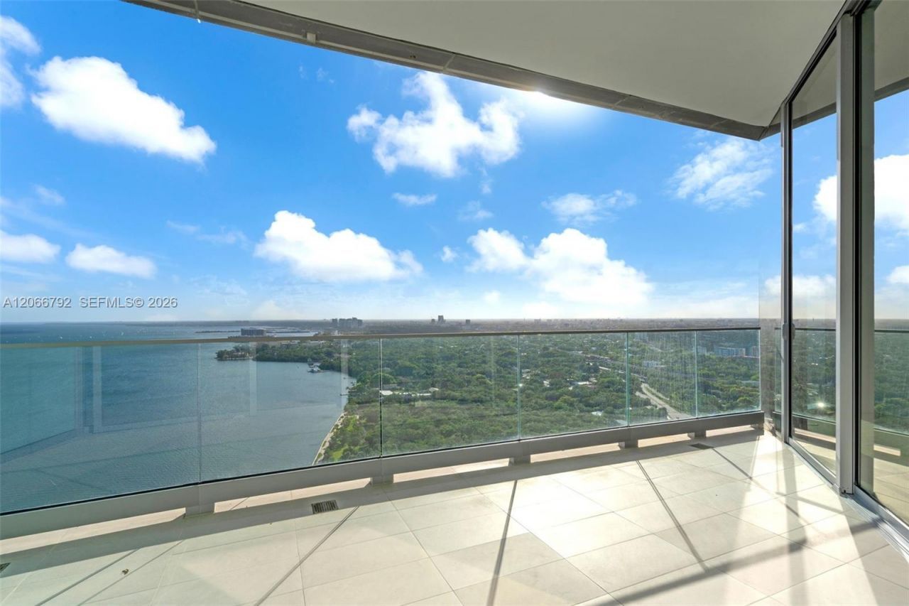 175 SE 25 Rd , Unit 3003, Miami, FL 33129 Photo