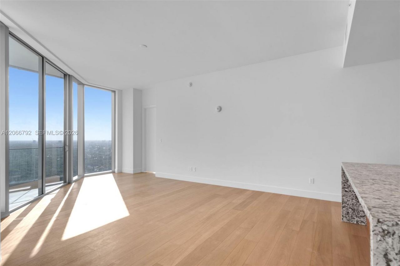 175 SE 25 Rd , Unit 3003, Miami, FL 33129 Photo