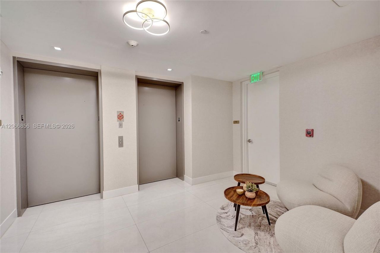 18975 Collins Ave , Unit 2303, Sunny Isles Beach, FL 33160 Photo
