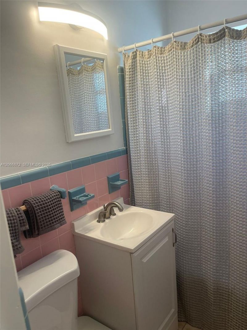 338 Roosevelt St , Unit 1003, Hollywood, FL 33019 Photo