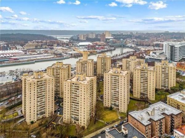 9 W Fordham Hill Oval , Unit 11E, Bronx, NY 10468