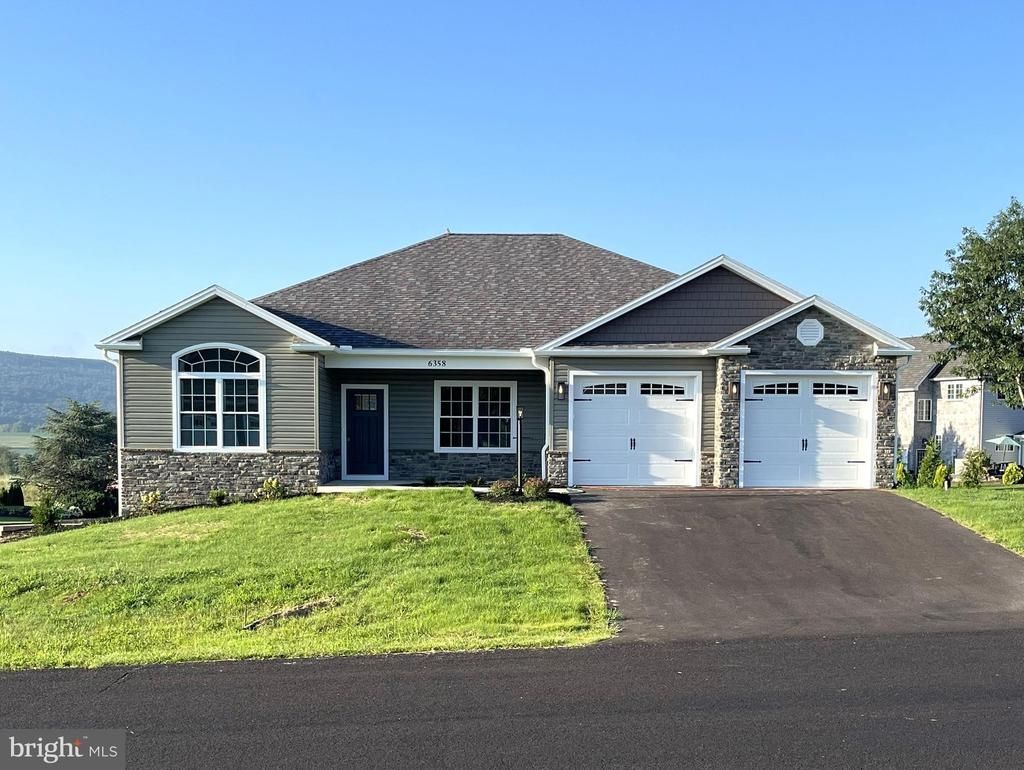 6358 SAUCON VALLEY DRIVE , FAYETTEVILLE, PA 17222