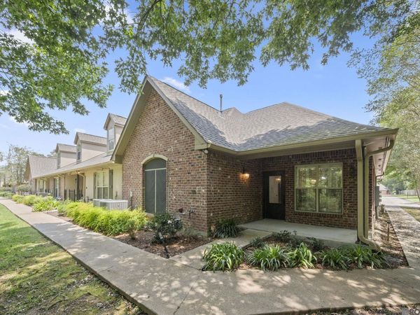 18639 E Perkins Rd, Unit #48, Prairieville, LA 70769