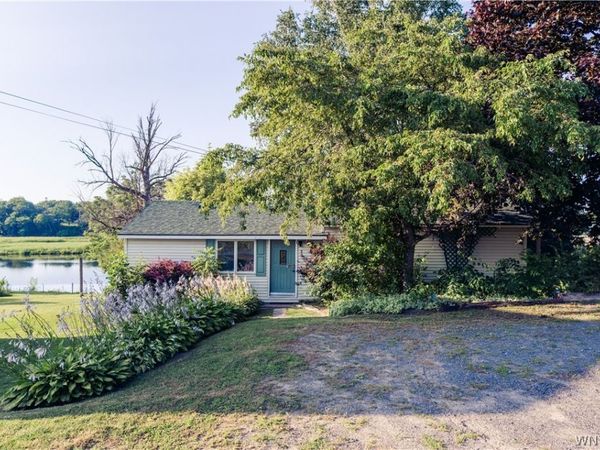 8 Scharoun Drive , Pulaski, NY 13142