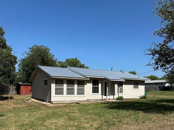 845 Aspen LN, Horseshoe Bay, TX 78657