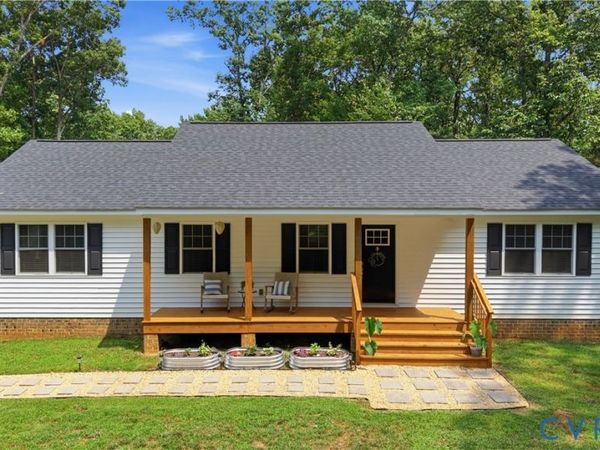 4939 Shannon Hill Road , Kents Store, VA 23084