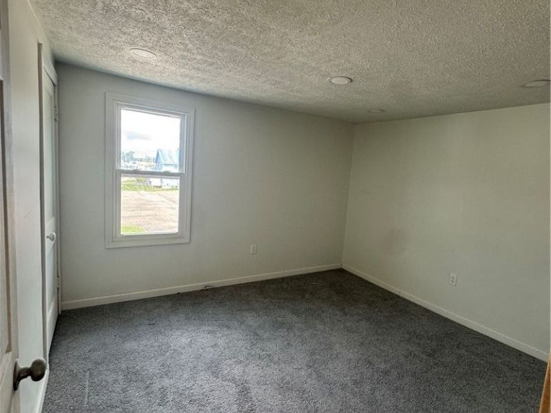 2252 Youngstown Road SE, Warren, OH 44484 Photo 5