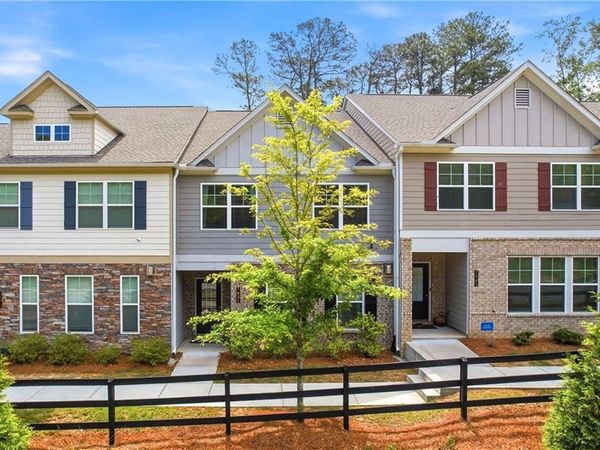 7031 Cedar Glen Road, Atlanta, GA 30360