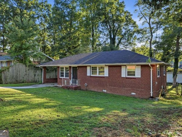 5911 Meadowview Road, Rex, GA 30273