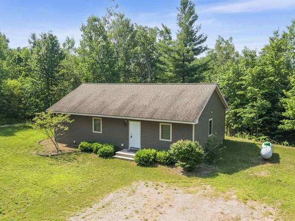 5436 E Gill Rd, Carp Lake, MI 49718