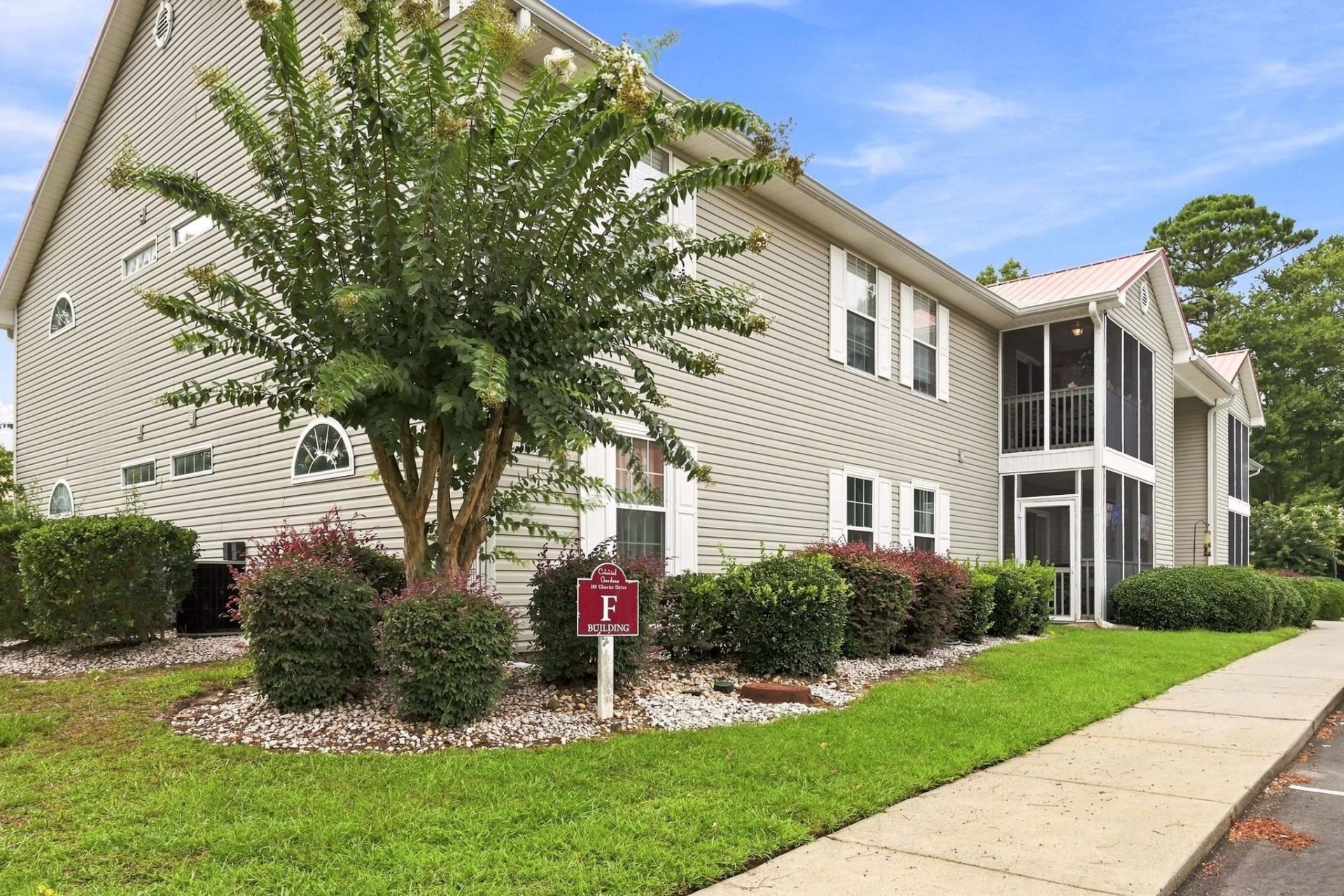 189 Charter Dr. Photo 31