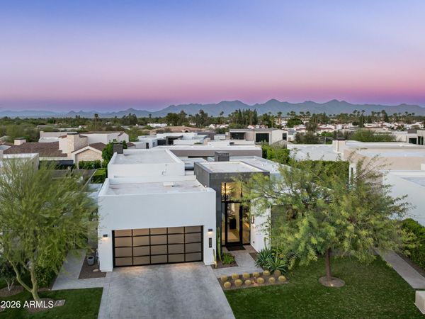 6914 E CACTUS WREN Road, Paradise Valley, AZ 85253