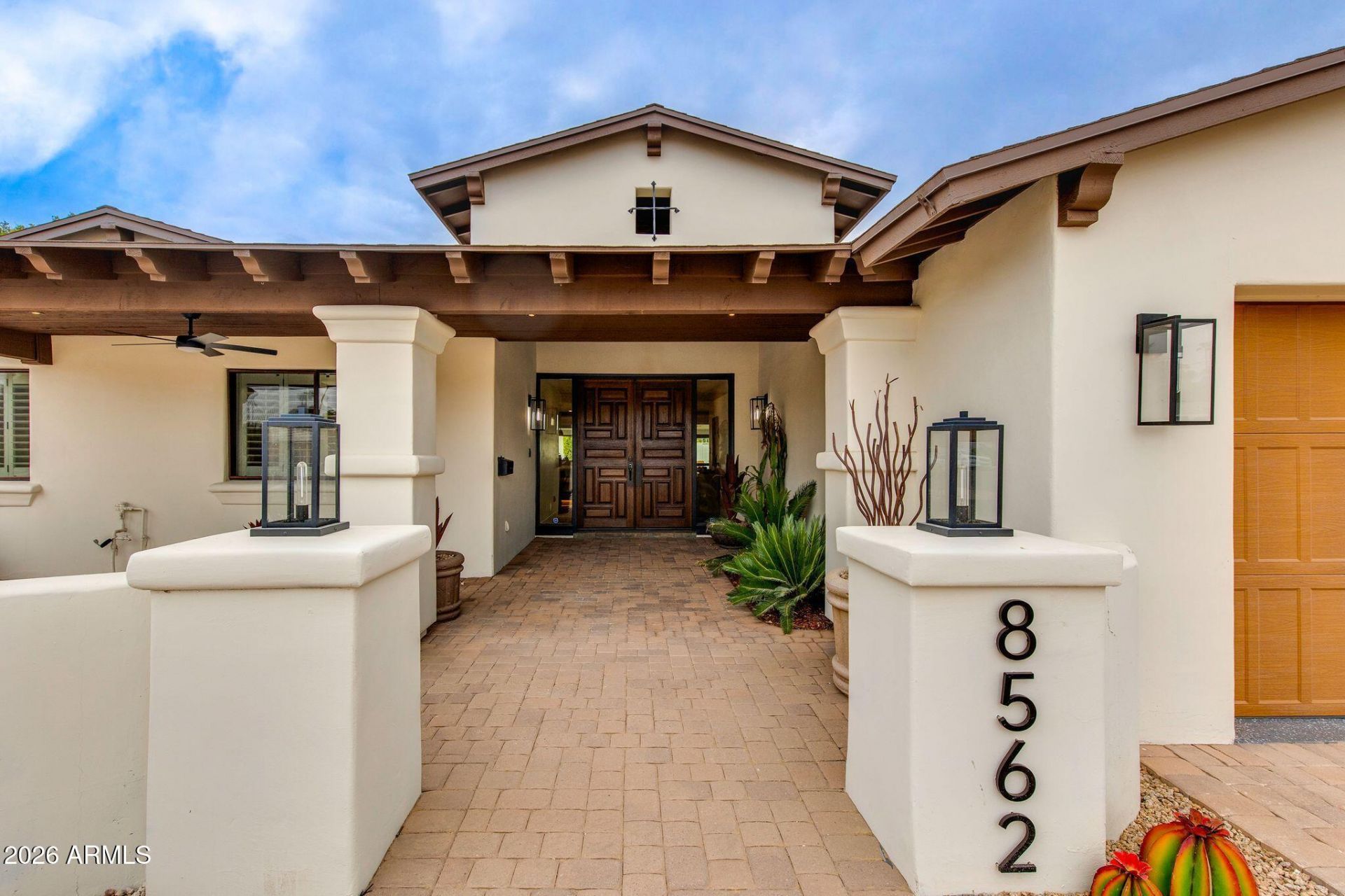 8562 E Turney Avenue, Scottsdale, AZ 85251 Main Photo