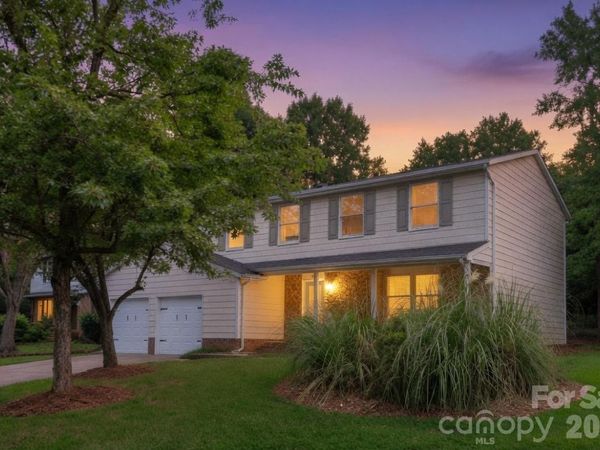 9524 Robert Burns Court , Charlotte, NC 28213