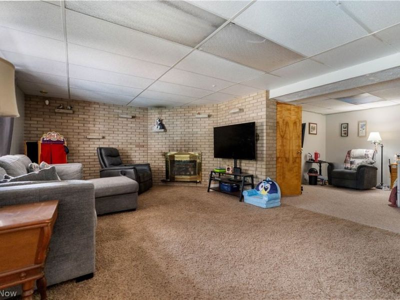1516 Gulling Avenue, Louisville, OH 44641 Photo 24