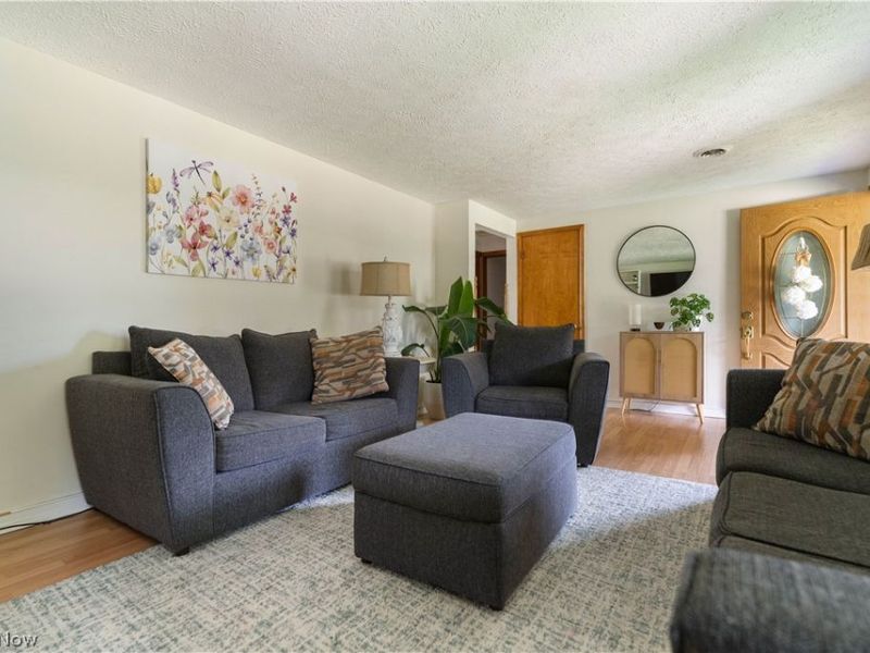 1516 Gulling Avenue, Louisville, OH 44641 Photo 5