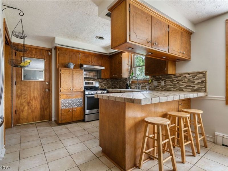 1516 Gulling Avenue, Louisville, OH 44641 Photo 7