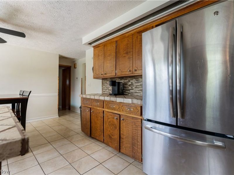 1516 Gulling Avenue, Louisville, OH 44641 Photo 9
