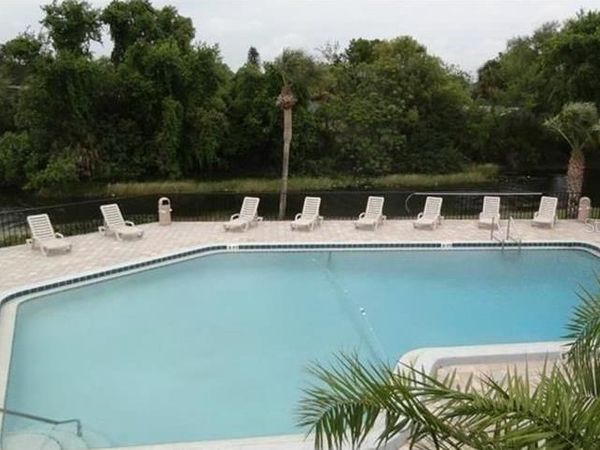 922 LAKE DESTINY ROAD , Unit E, ALTAMONTE SPRINGS, FL 32714