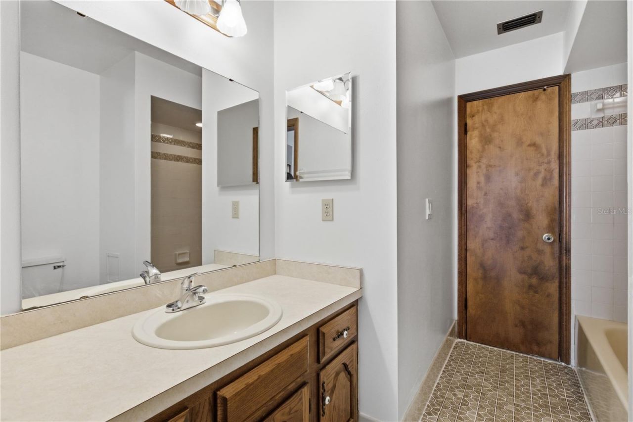 521 Fernwood Drive, Altamonte Springs, FL 32701 Photo