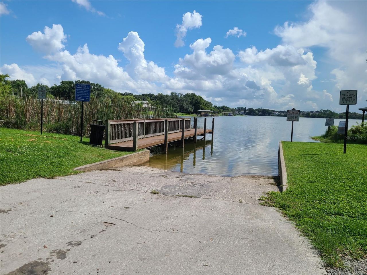 521 Fernwood Drive, Altamonte Springs, FL 32701 Photo