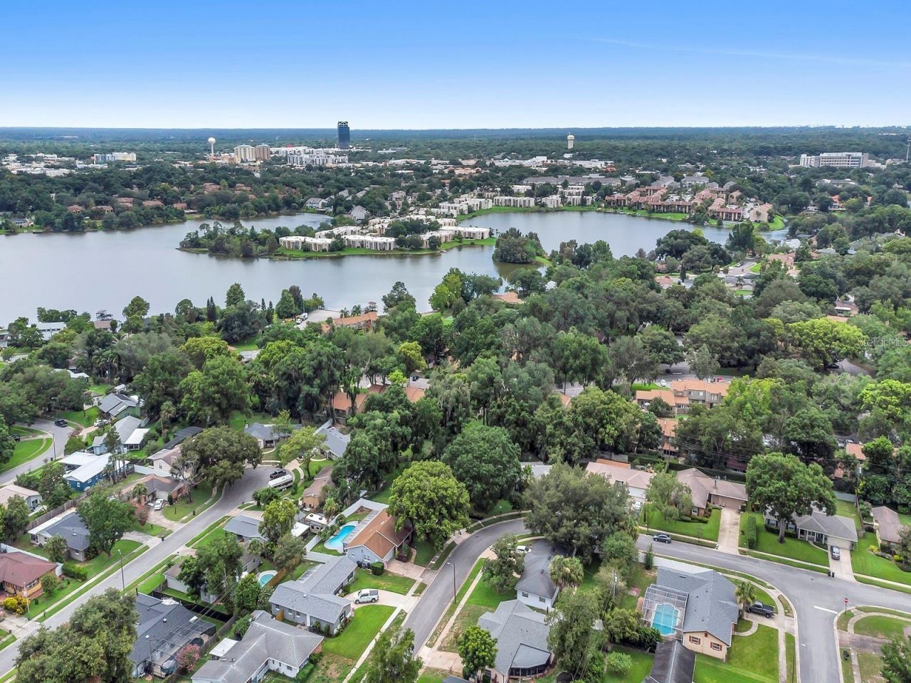 521 Fernwood Drive, Altamonte Springs, FL 32701 Photo