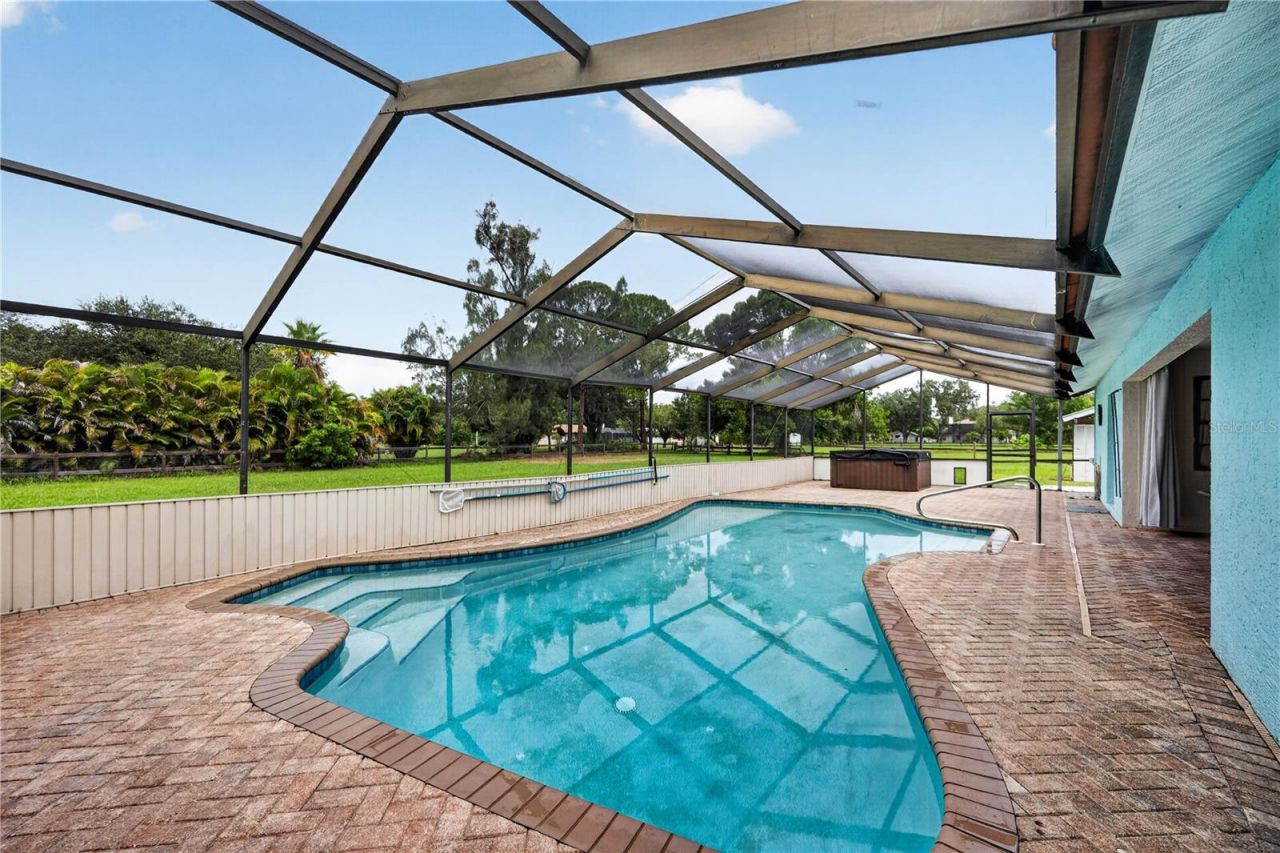 1305 Greenfield Circle, Venice, FL 34292 Photo