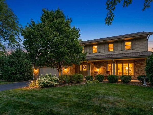 9903 Balmoral Lane, Eden Prairie, MN 55347