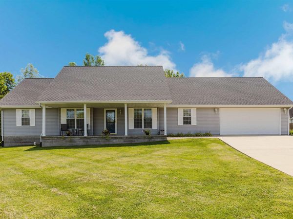 2705 WINTER Lane, Marion, IL 62959