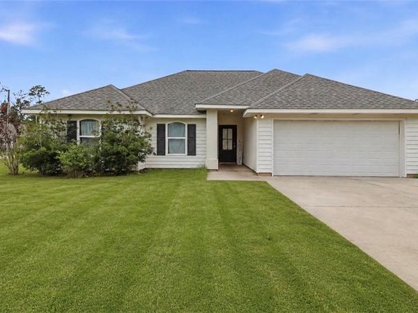 46167 LAVELLE Drive , Hammond, LA 70401