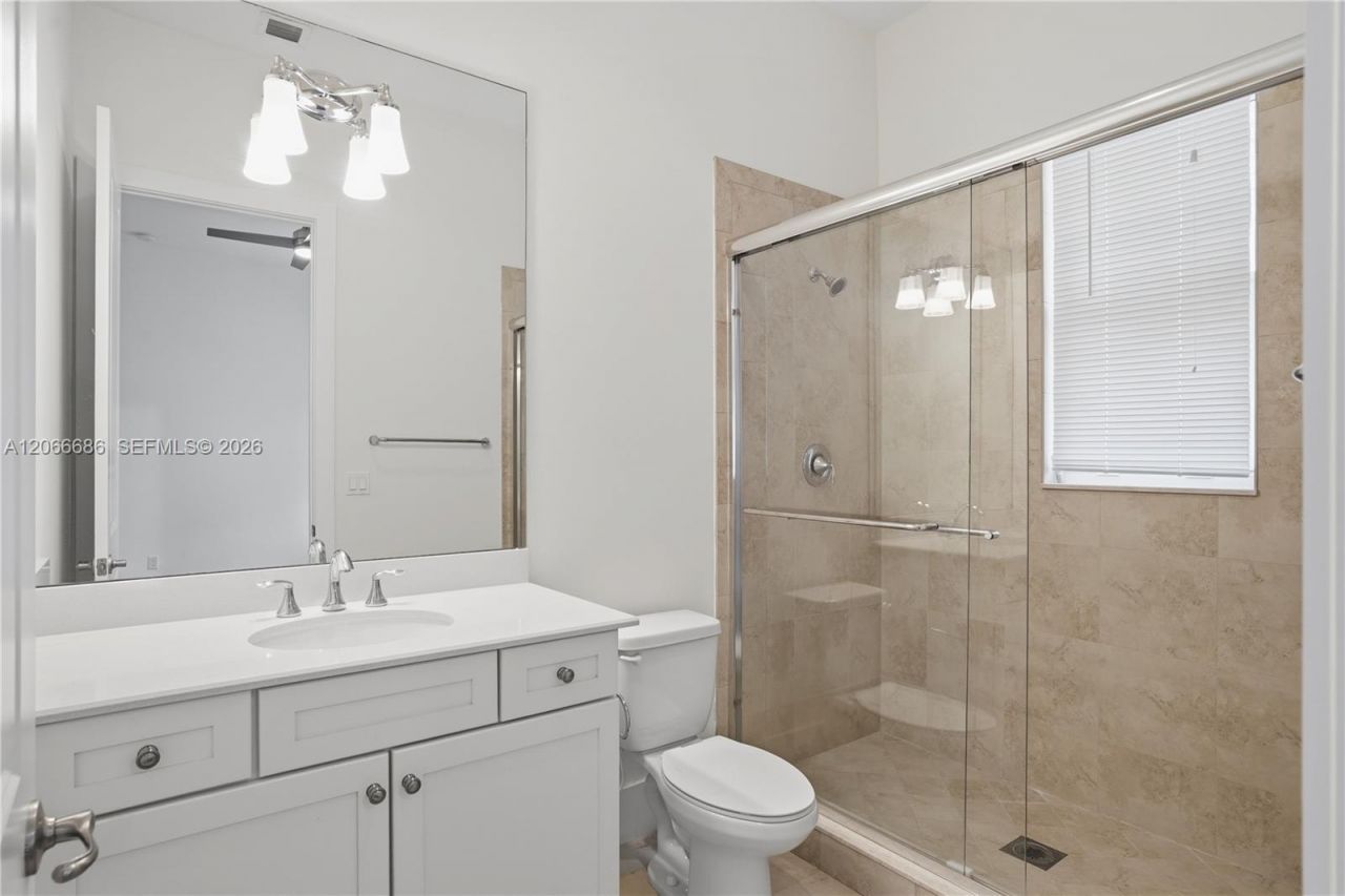 1749 NE 9th St , Fort Lauderdale, FL 33304 Photo