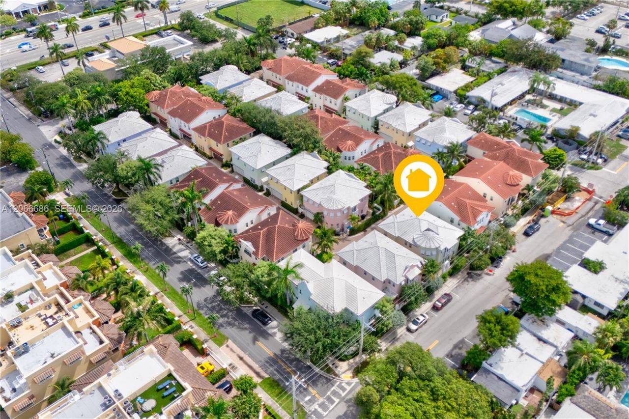 1749 NE 9th St , Fort Lauderdale, FL 33304 Photo
